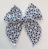 Single Bow Drop